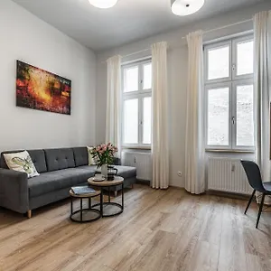 Rent Like - Gąsiorowskich 8 Poznań